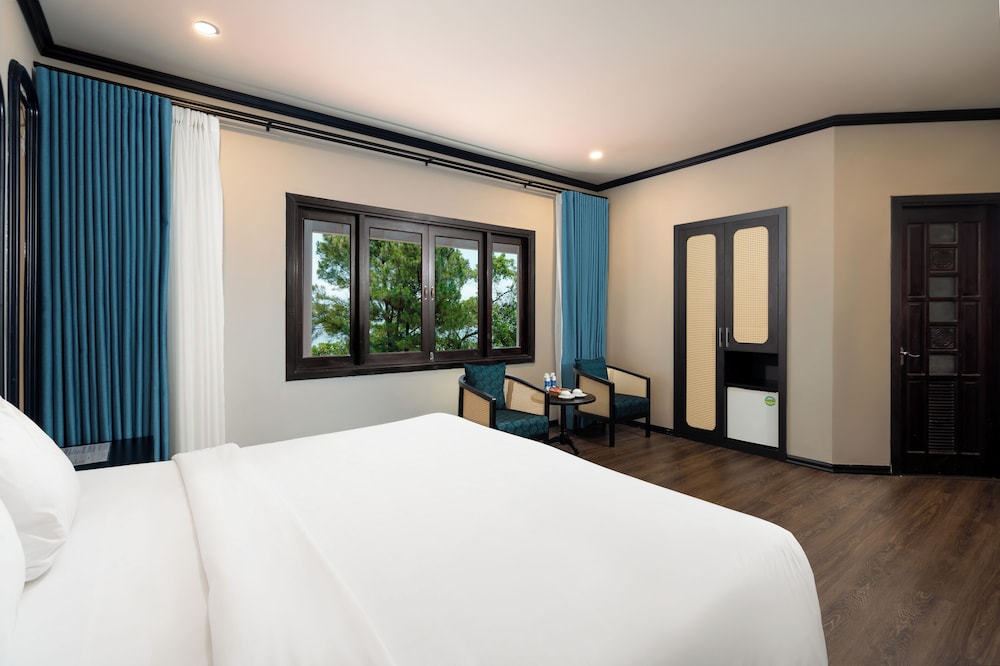 Tuan Chau Resort Ha Long