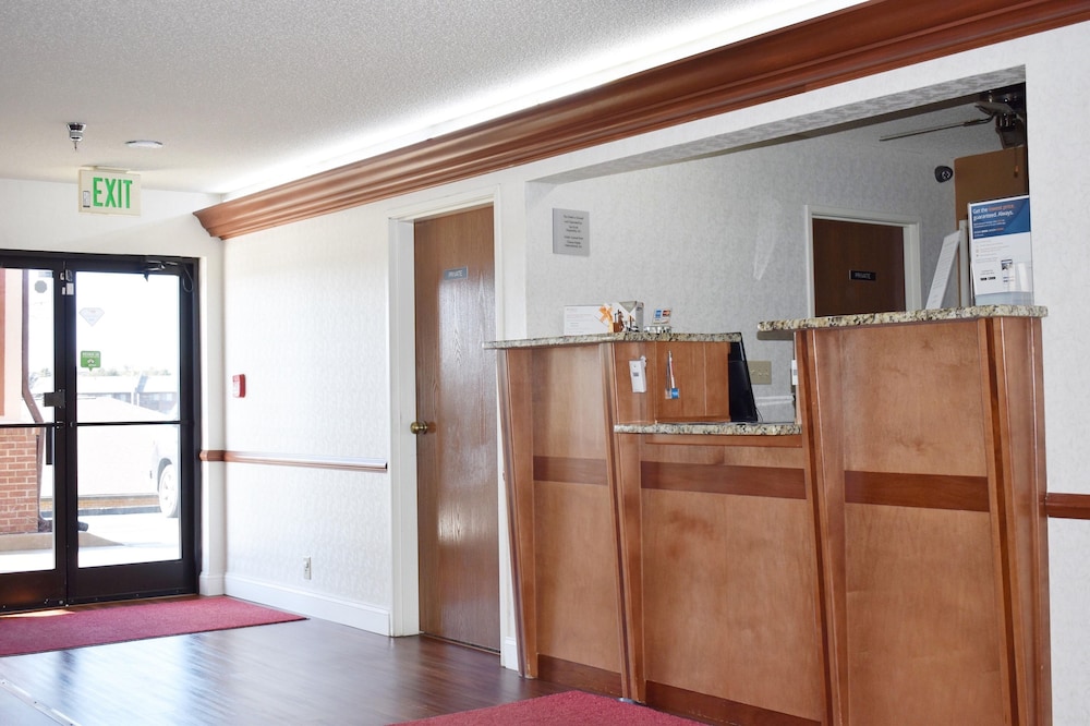 Econo Lodge Shelbyville - Property Image 28