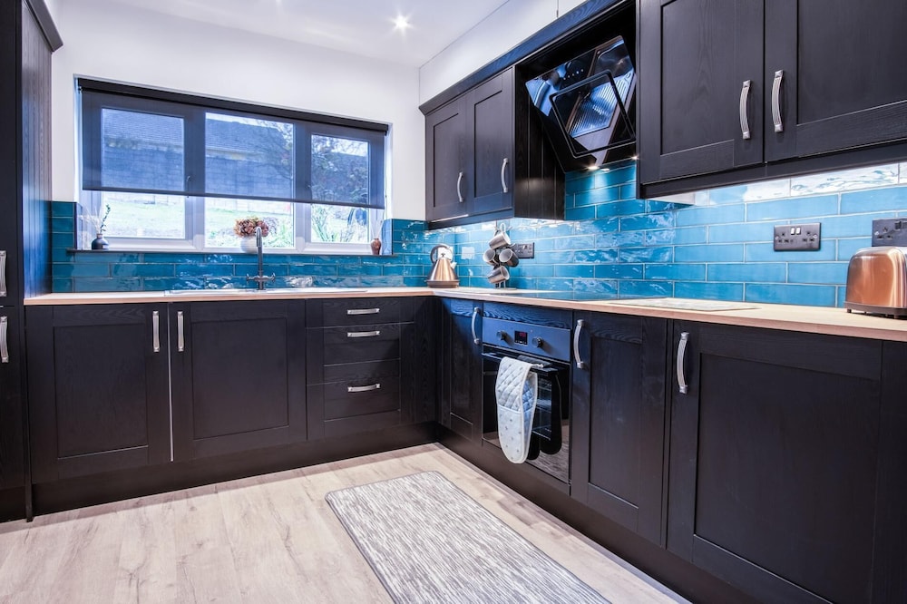 Wiston Street - 2 Bedroom Holiday Home - Pembroke