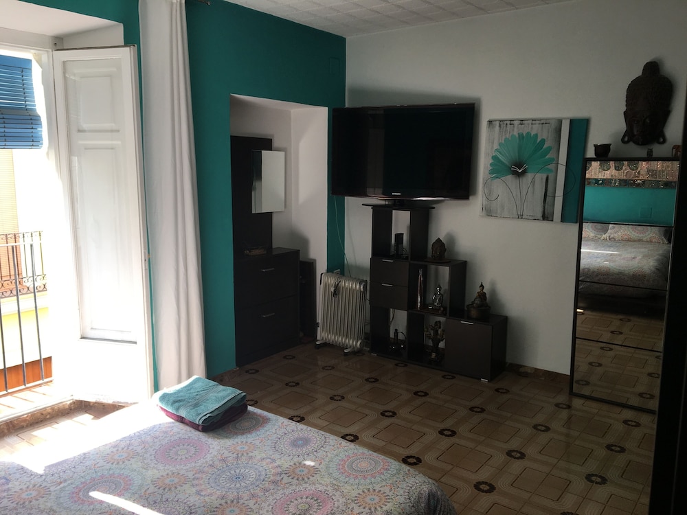 Photo 33