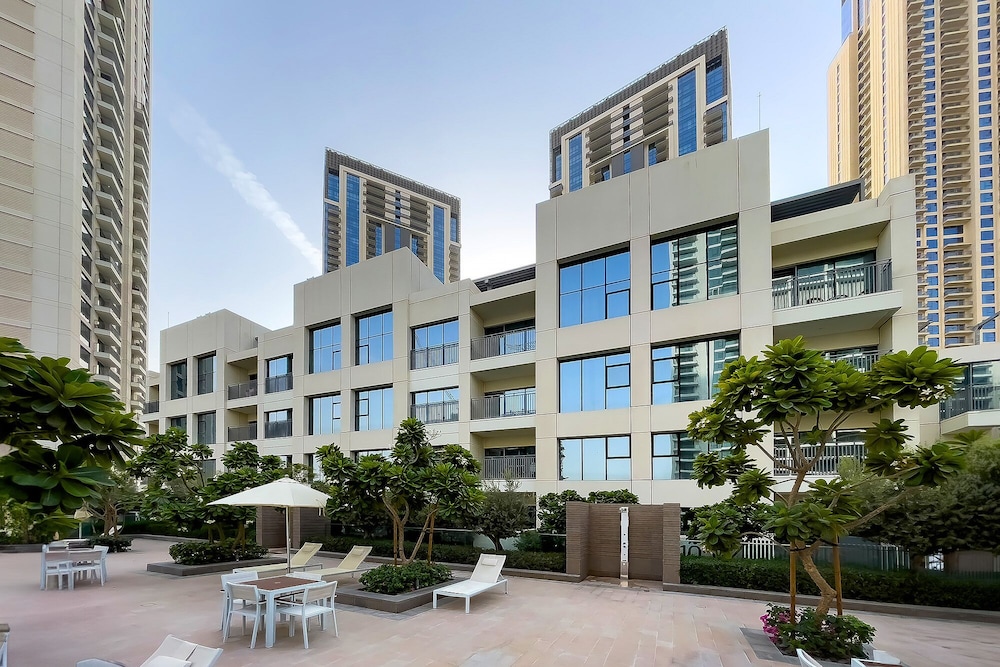 Wonderful Apartments in Icon Bay