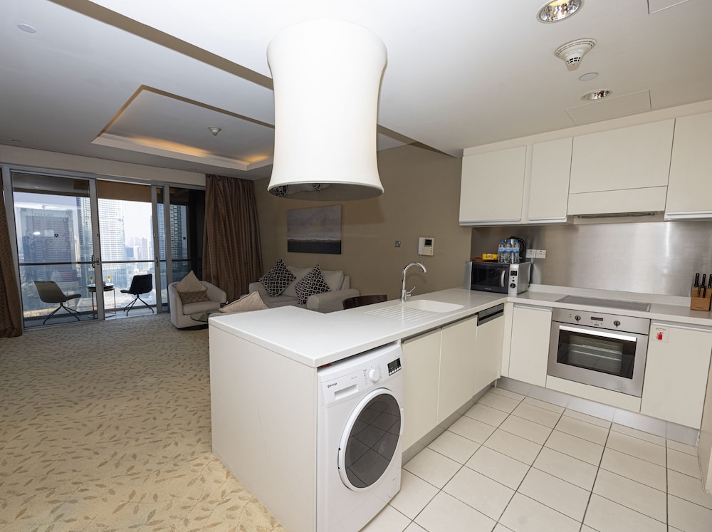 Paradise View Holiday Homes L.L.C.