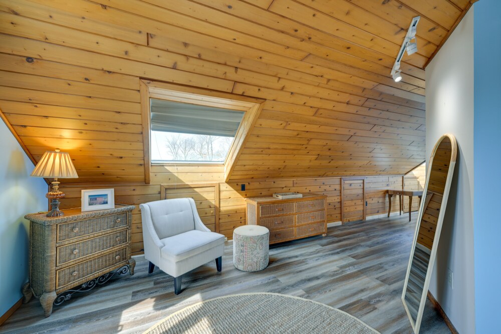 Amazing Rocky Point Retreat Overlooking the Sound! - Property Image 40