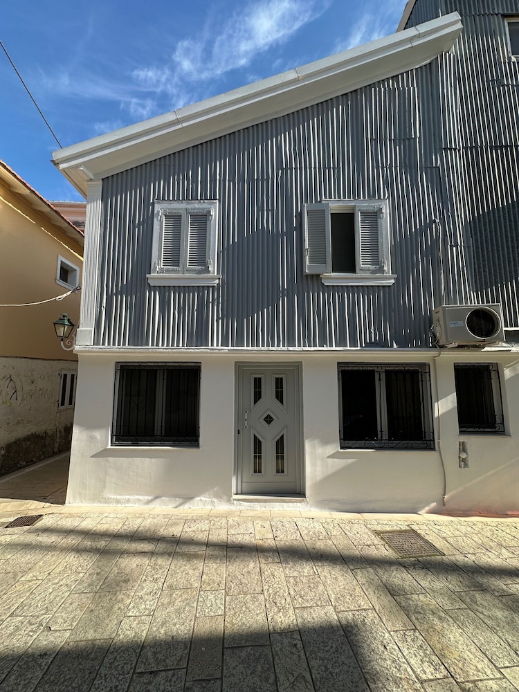 Dolce Vita - In the Heart of Lefkada - Lefkada BnB view 3