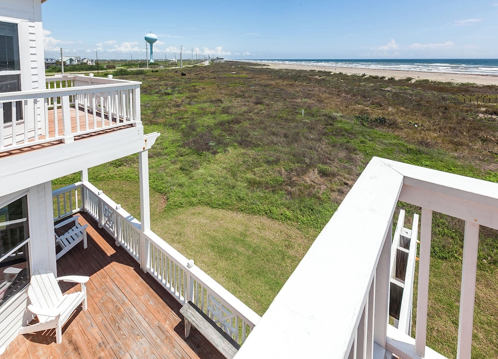 Breakers Pointe by Ryson Vacation Rentals