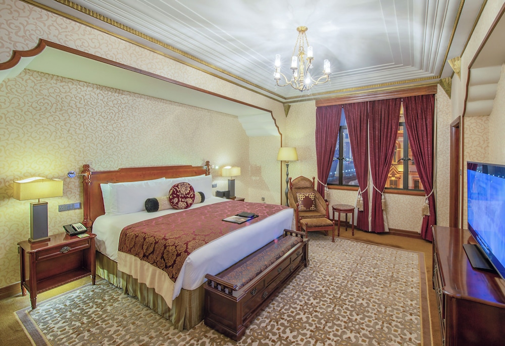 Fairmont Peace Hotel on the Bund 18