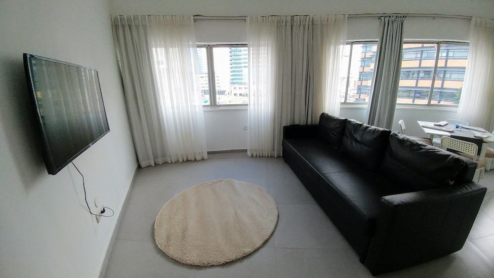 Begin19 Apartment Hotel