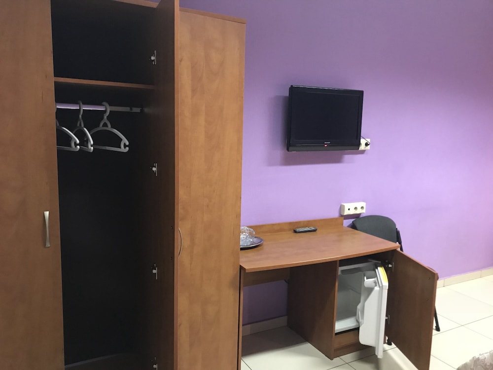 Good Cat - Hostel
