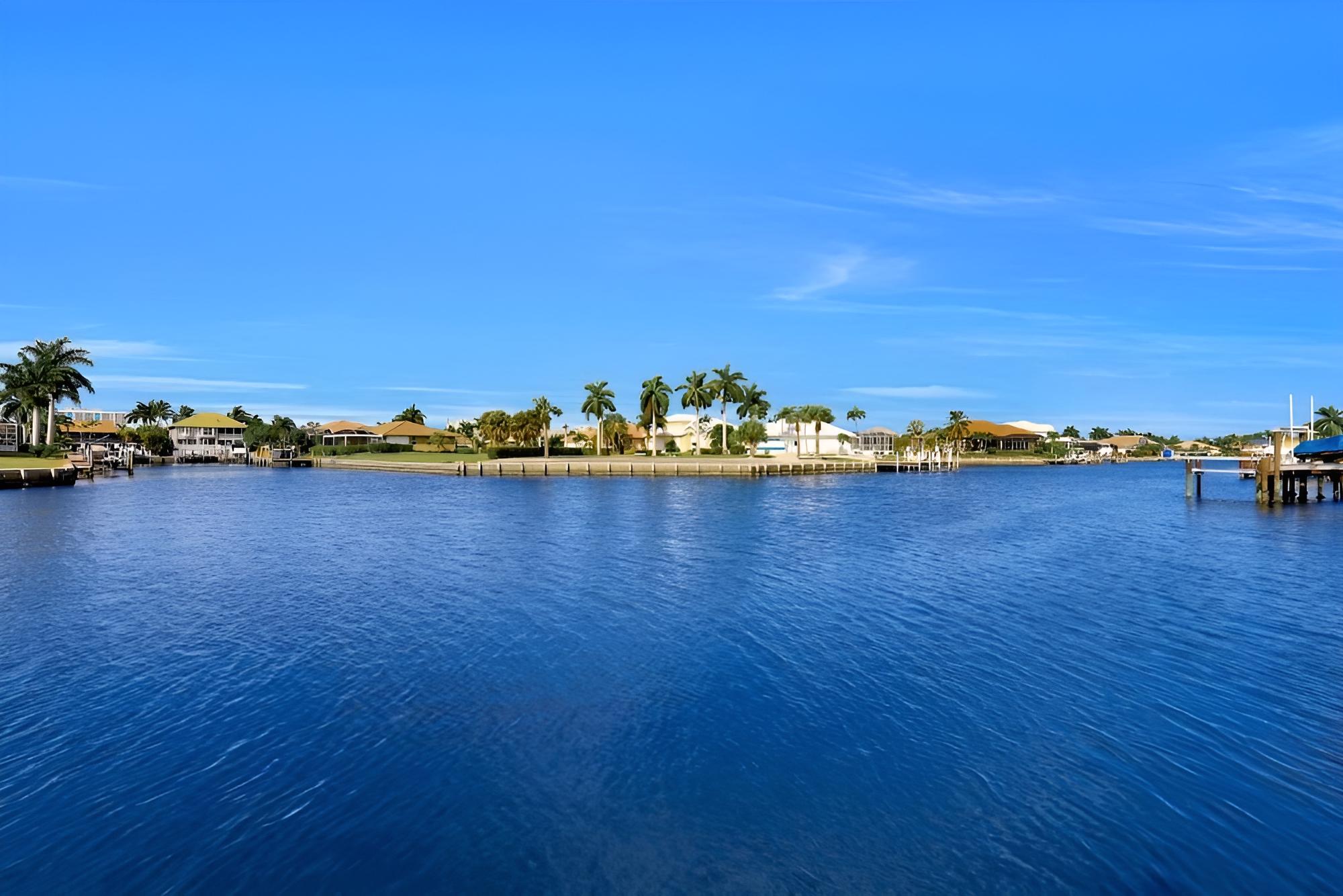 316 Edgewater Court view 4