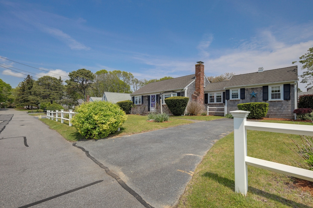 1 Mi to Beach: Cape Cod Escape w/ Yard! view 4