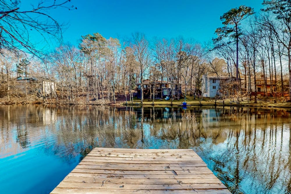 Lakeside Bliss