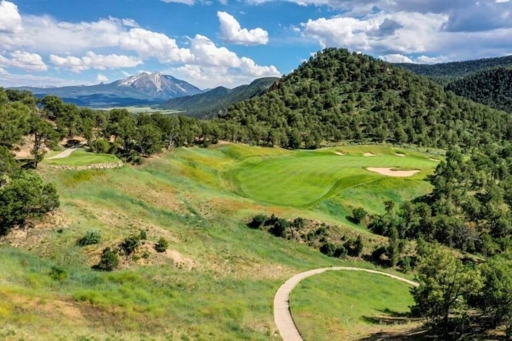 Roaring Fork Retreat 3 Bedroom Home