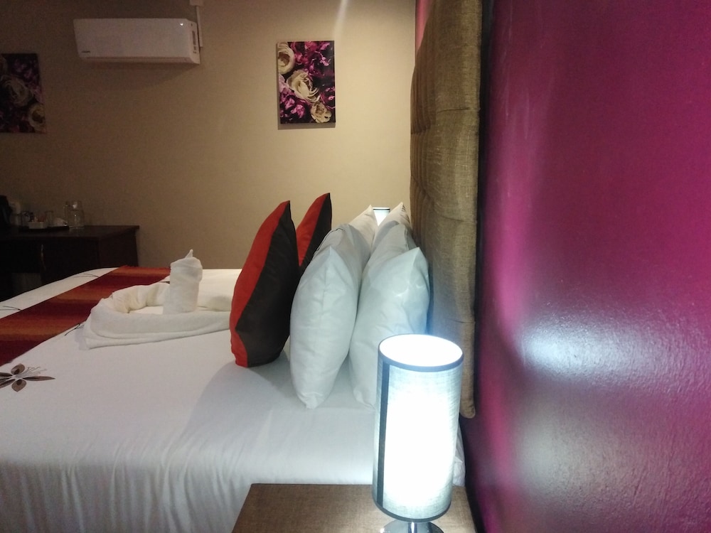 Lalani Prestige Guesthouse view 5
