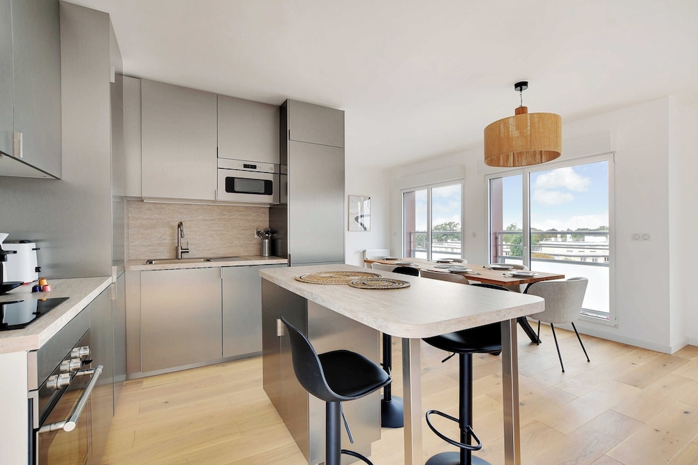 Chic Duplex With Rooftop -3bd/6p- Nogent-sur-marne