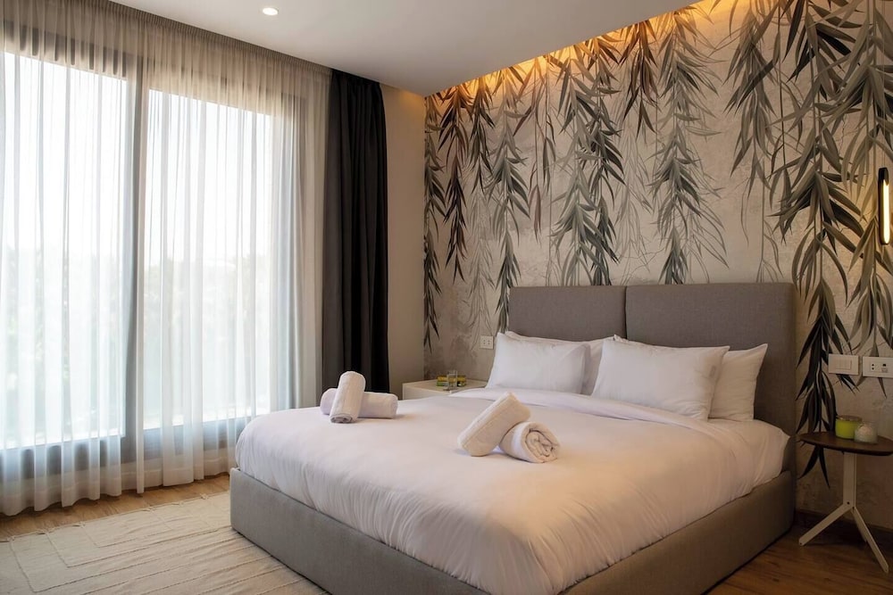 Catalina  Silver Palm  New Cairo