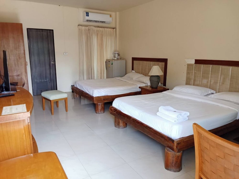 Thai Ngam Palace Hotel view 5