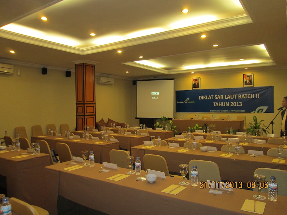 meeting & event spaces