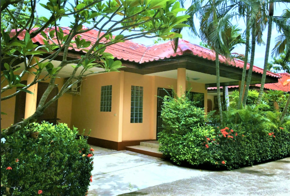 Busaba House