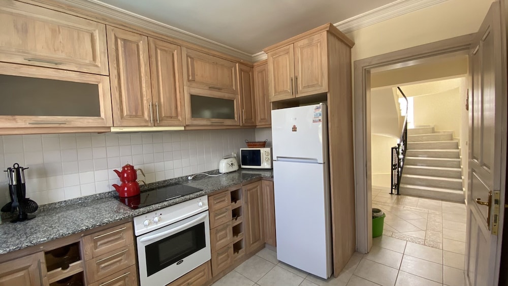 Perfect Quiet and Peaceful Villa view 4