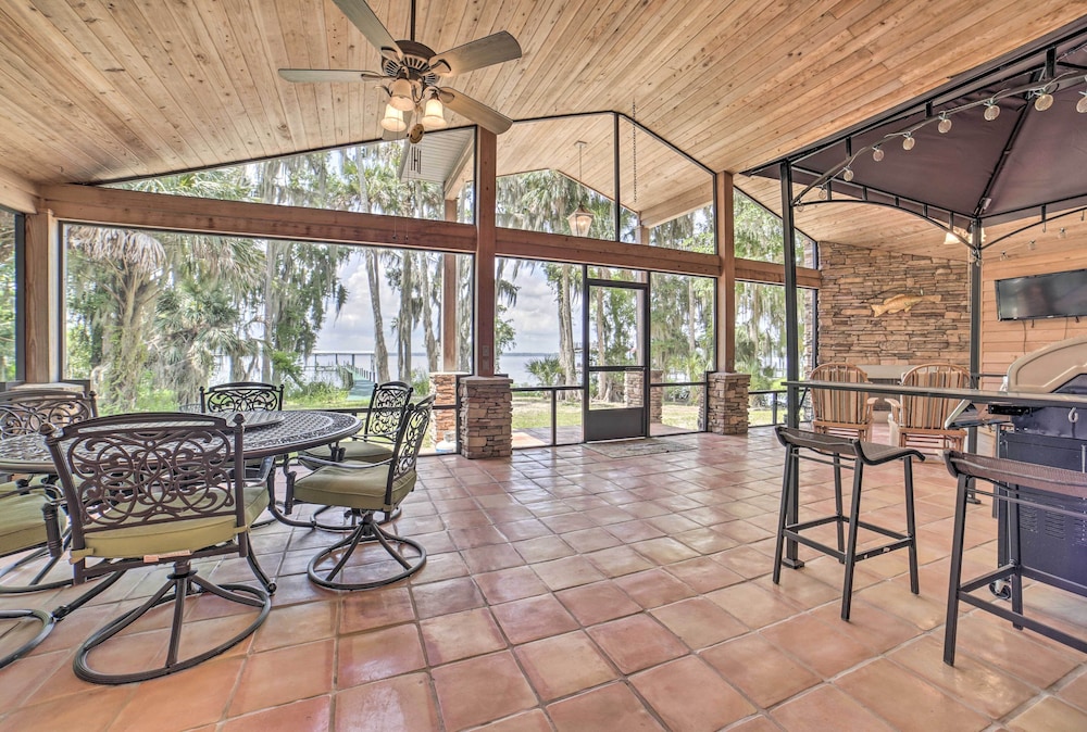 Welaka House w/ Private Dock on St Johns River view 4