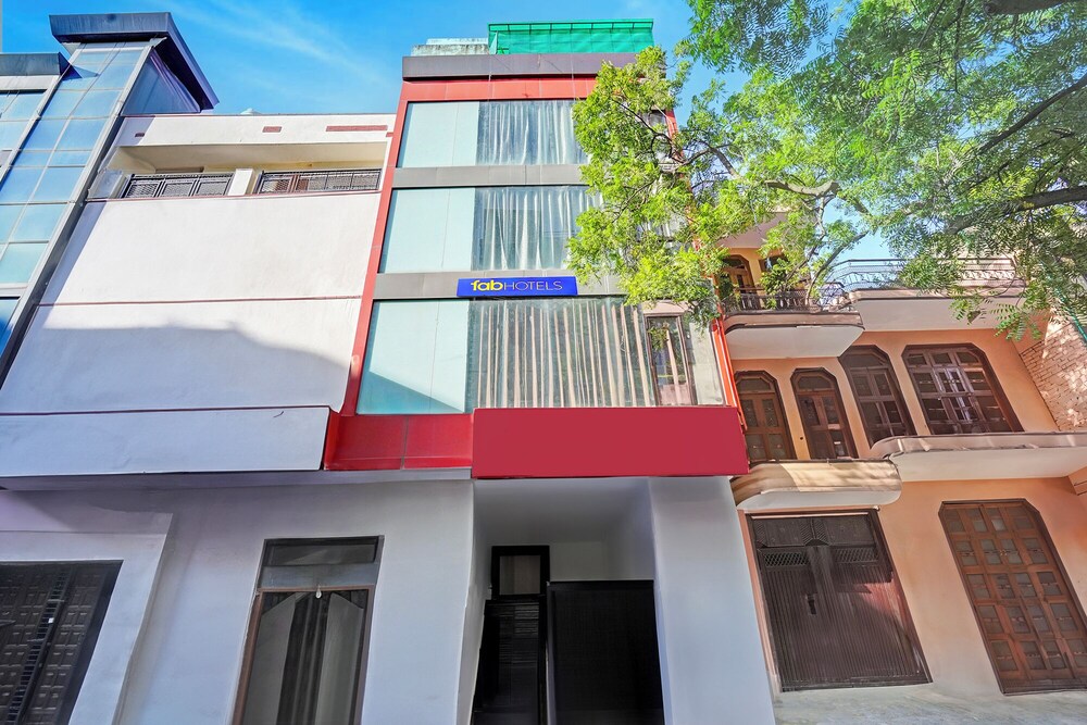 Fabhotel Aakarshan Residency