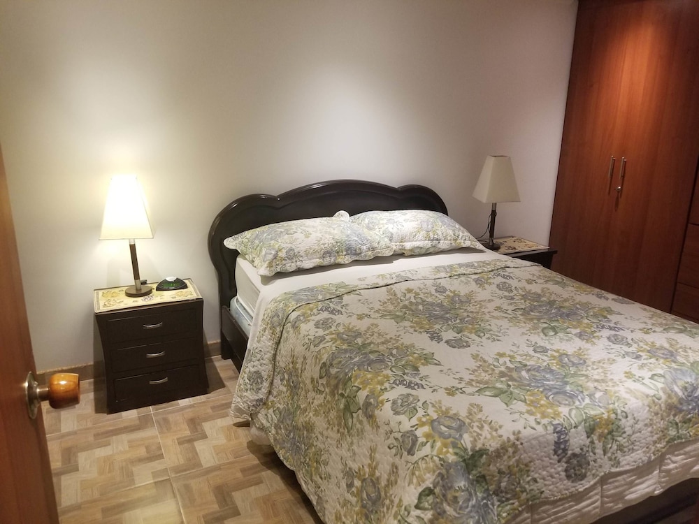 Lindo Apartamento Dorado view 3
