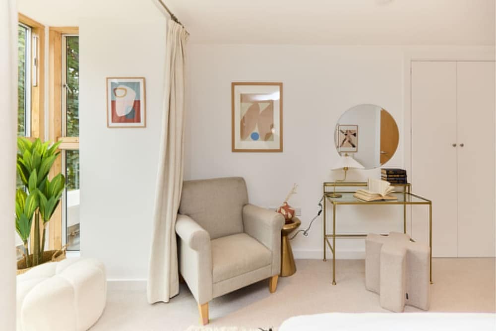 The Gwendolen Retreat - Inviting 2bdr Apartment With Balcony