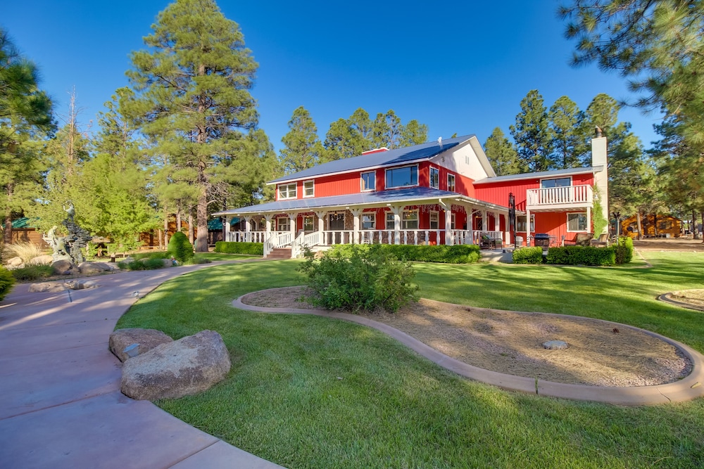 Near Sitgreaves Natl Park: High Country Farmhouse view 5