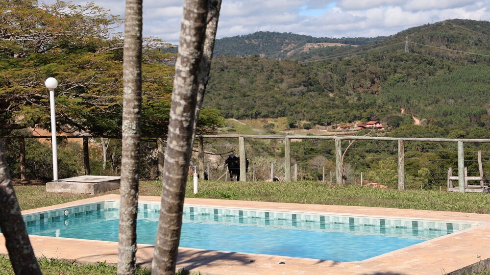 Rancho Topo da Montanha - Nova União MG