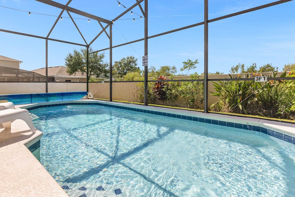 Upstay: Crystal Cove Resort Villa w/ Pool & Games