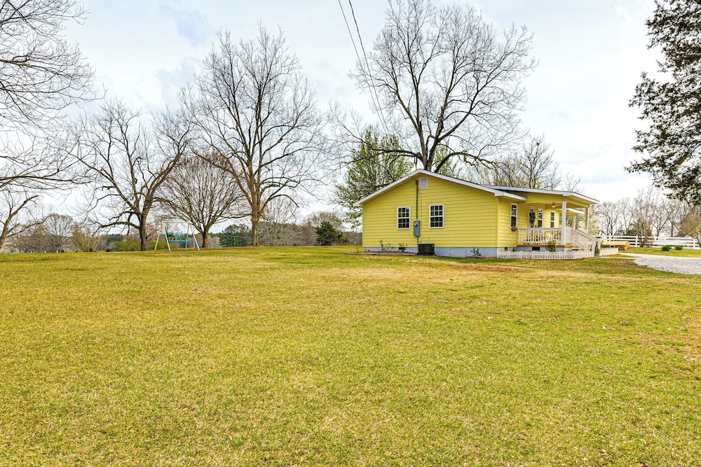 Scenic East Alabama Retreat on 2 Acres