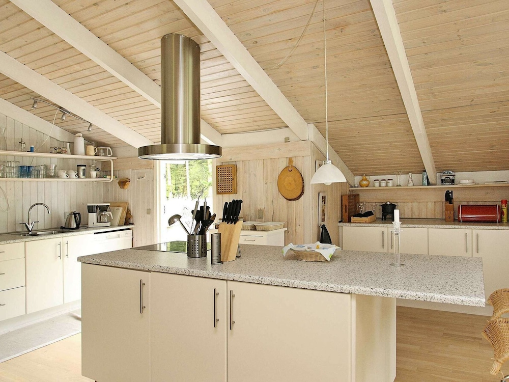 Secluded Holiday Home in Ålbæk near Beach view 2