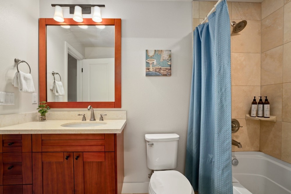 Kauai Pili Mai 14g 2 Bedroom Condo