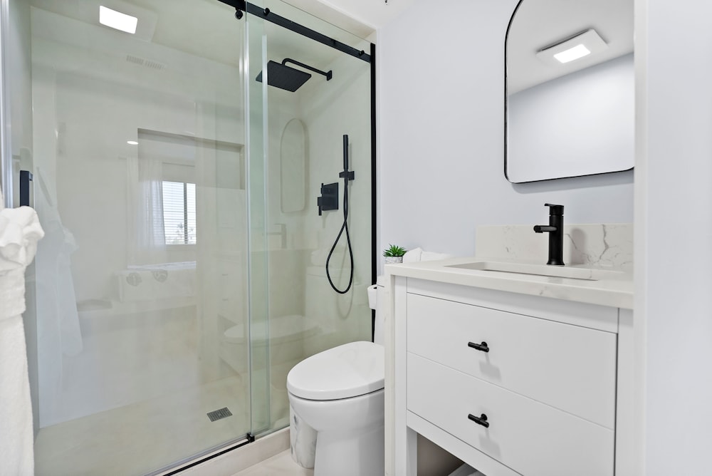 Admirals Bay 152 by Distinctive Beach Rentals