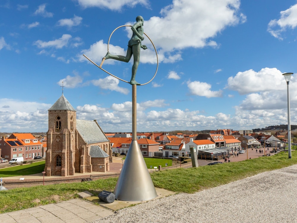 Holiday Home in Zoutelande Near Sandy Beaches
