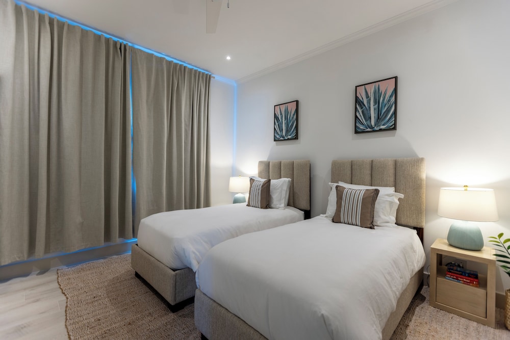 Kaiso & Kai Beachfront Villa