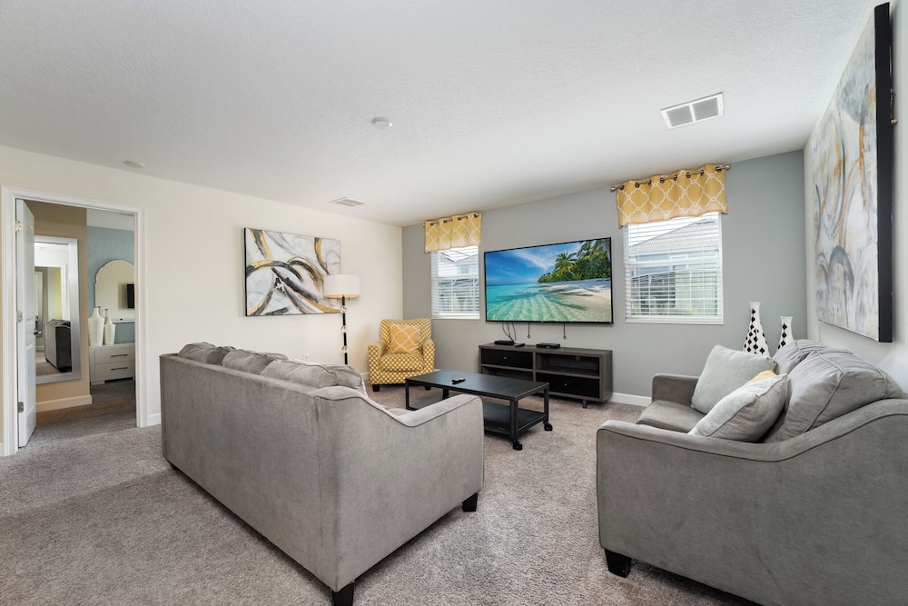 Large 7BR Villa Pool Great for Families