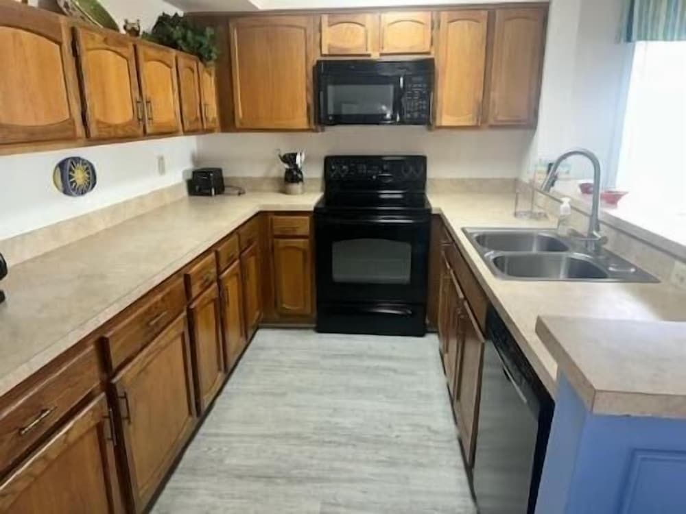 Cape Coddages Ii 2 Bedroom Condo by RedAwning