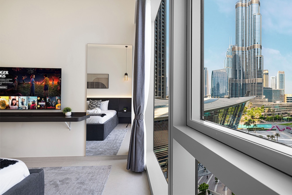 Grande Suites by Hostiva - Burj View