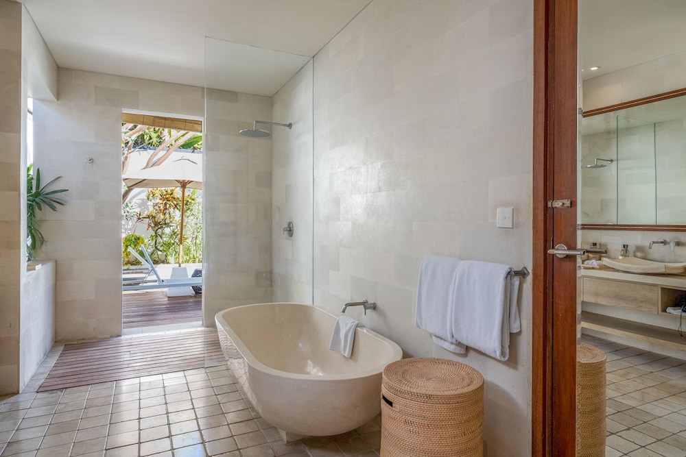 Saba Villa