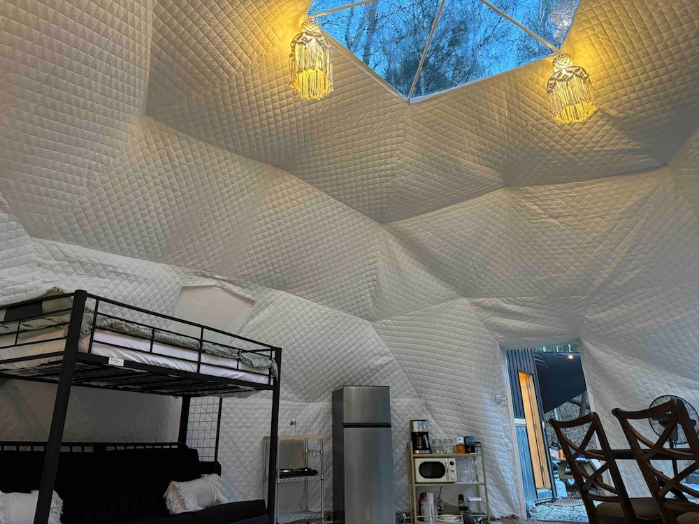 The Perch Glamping by Rafting