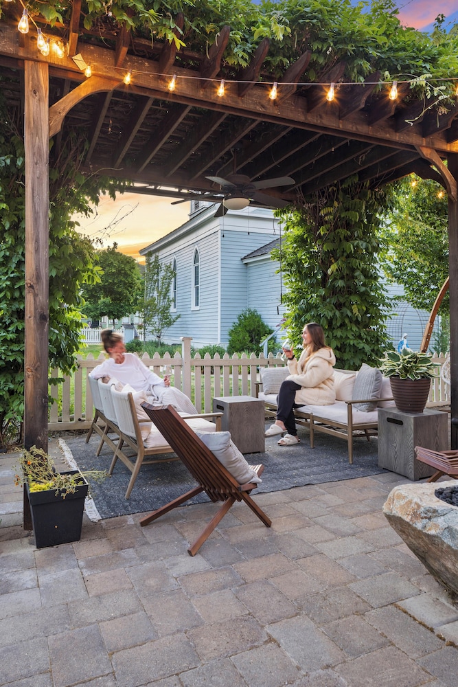 Jacksonville Vacations - Magnolia Hotel - Property Image 27