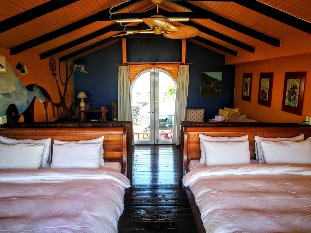 23.5 Blue B & B