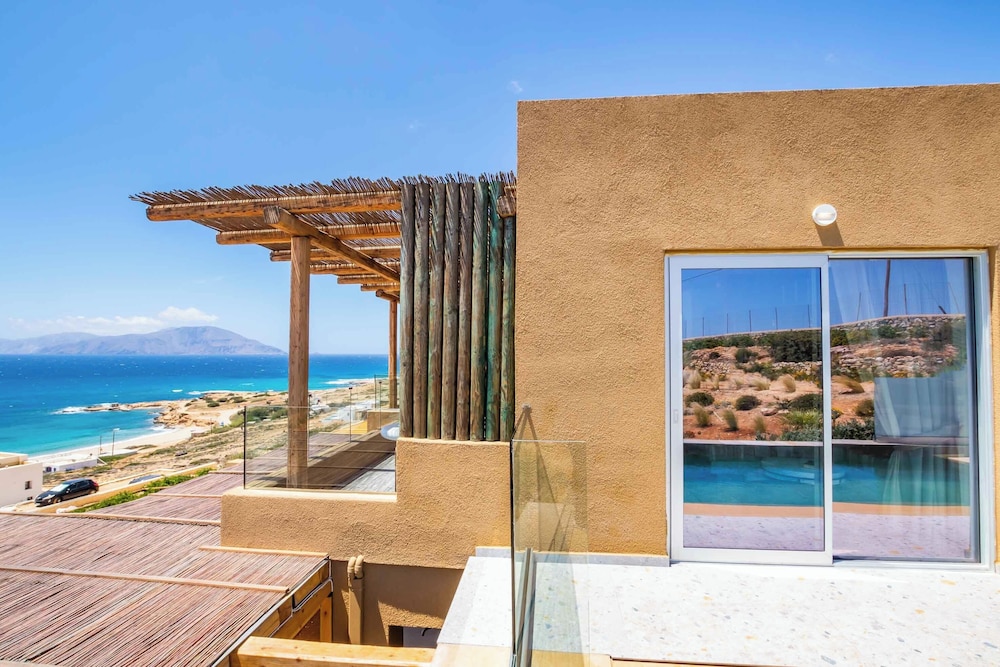 Vala Luxury Villa B