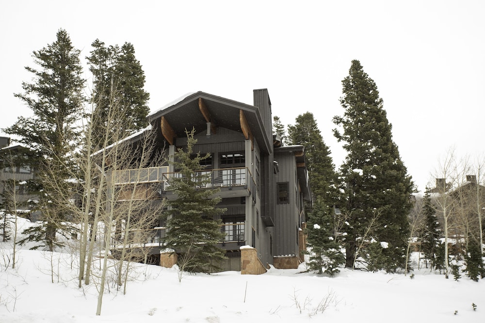 Stag Lodge at Deer Valley Resort - Four Bedroom with Spa #30 4 Condo