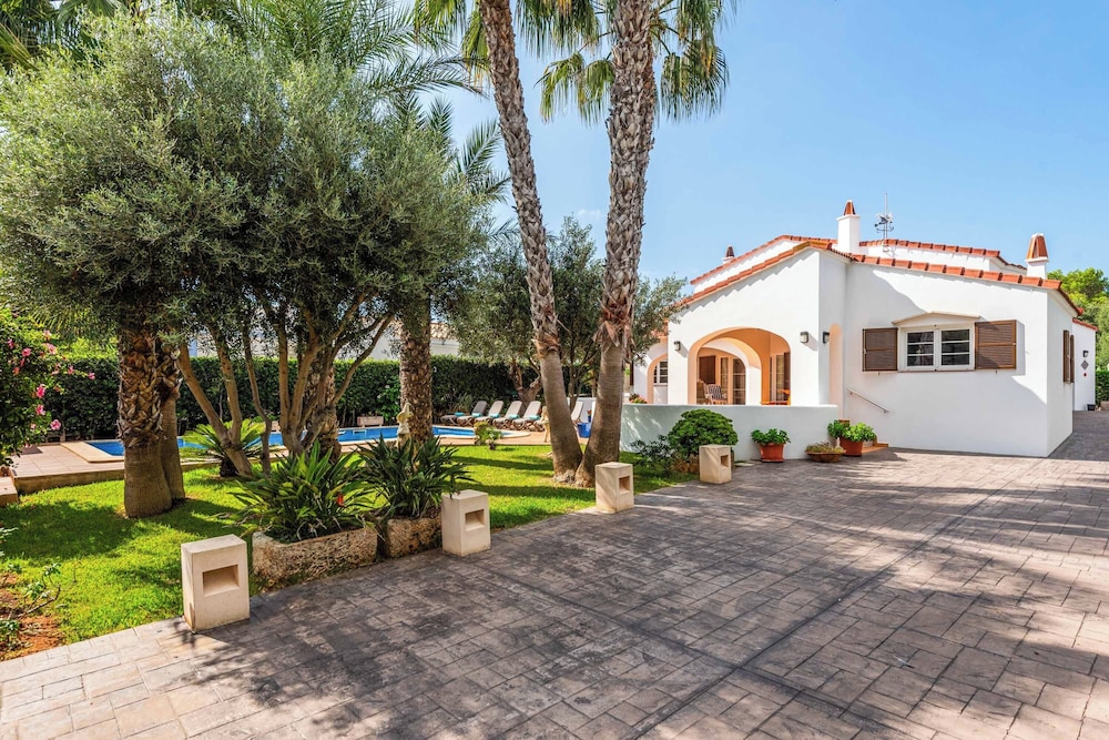 Villa Juana Blanes