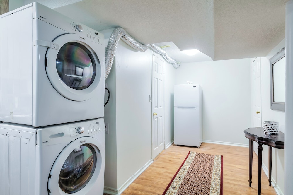 Ajax Suites