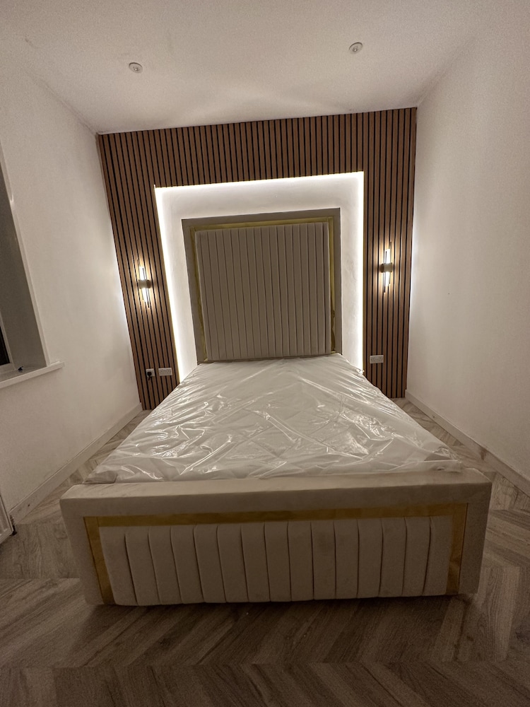 Remarkable 2-bed Apartment in Sunderland
