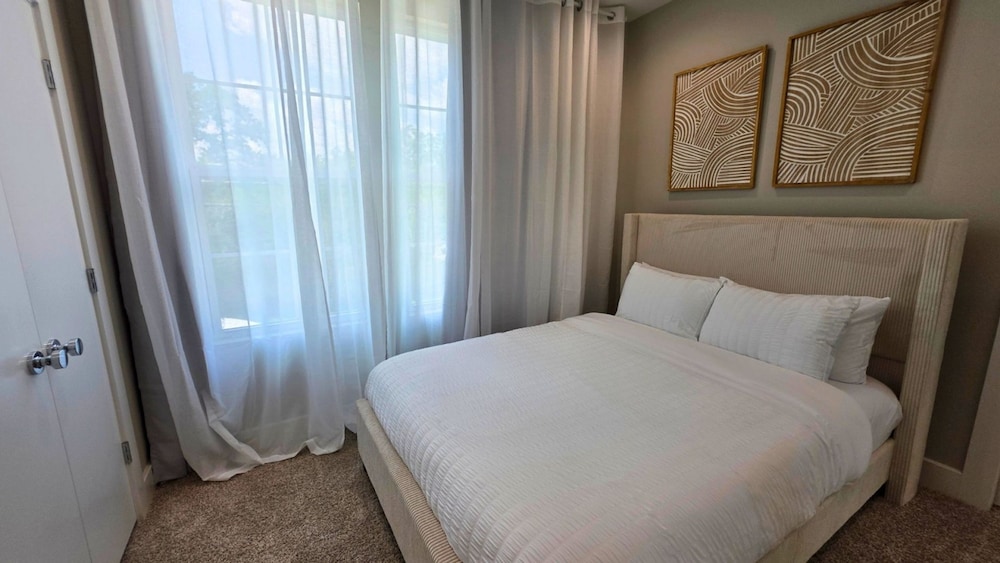 North Houston Comfort 3BR Near Downtown IAH