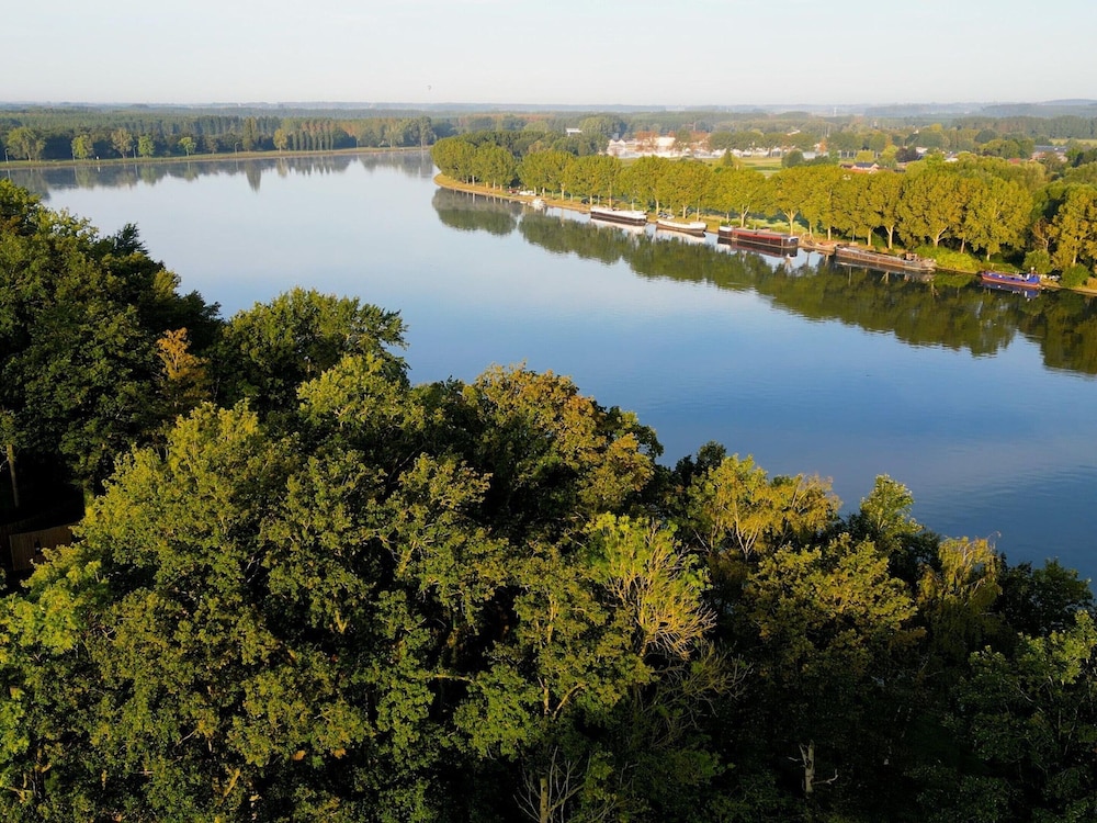 Hideaway for Nature Lovers